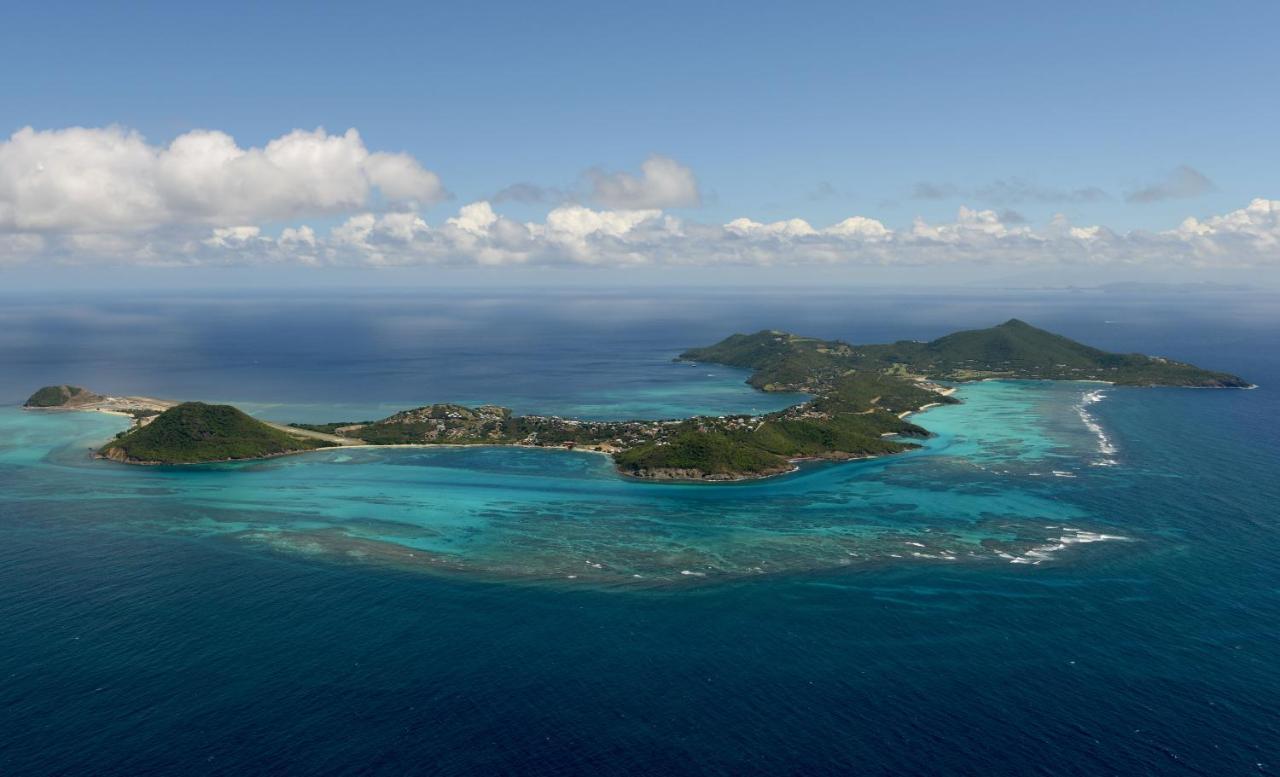 Canouan Estate Resort & Villas Charlestown Exterior photo